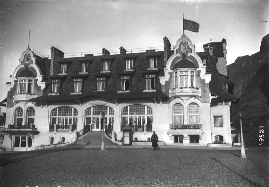 L'arrivée du gouvernement à Sainte-Adresse